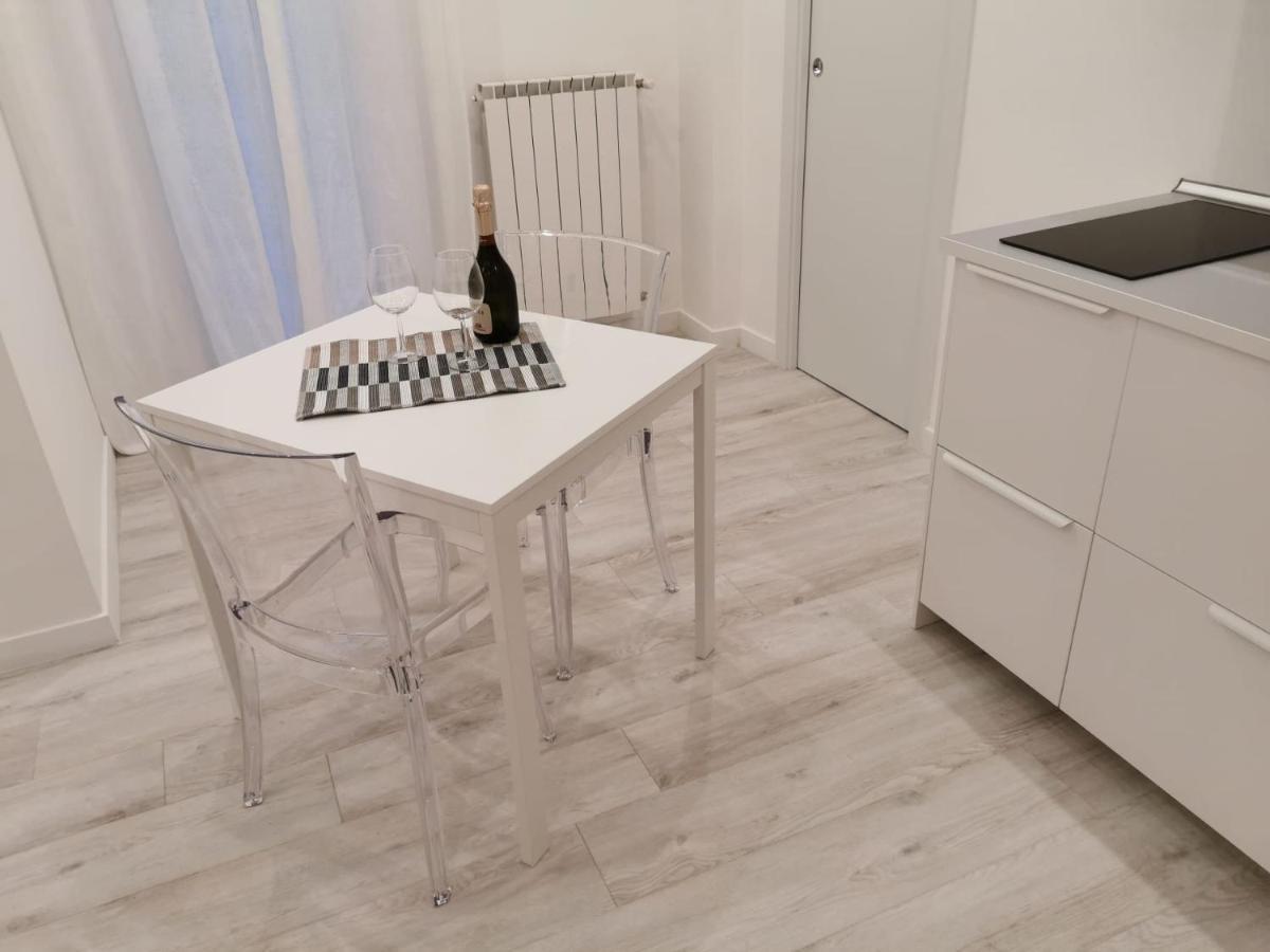 Dimora Nalu Appartement Bari Buitenkant foto